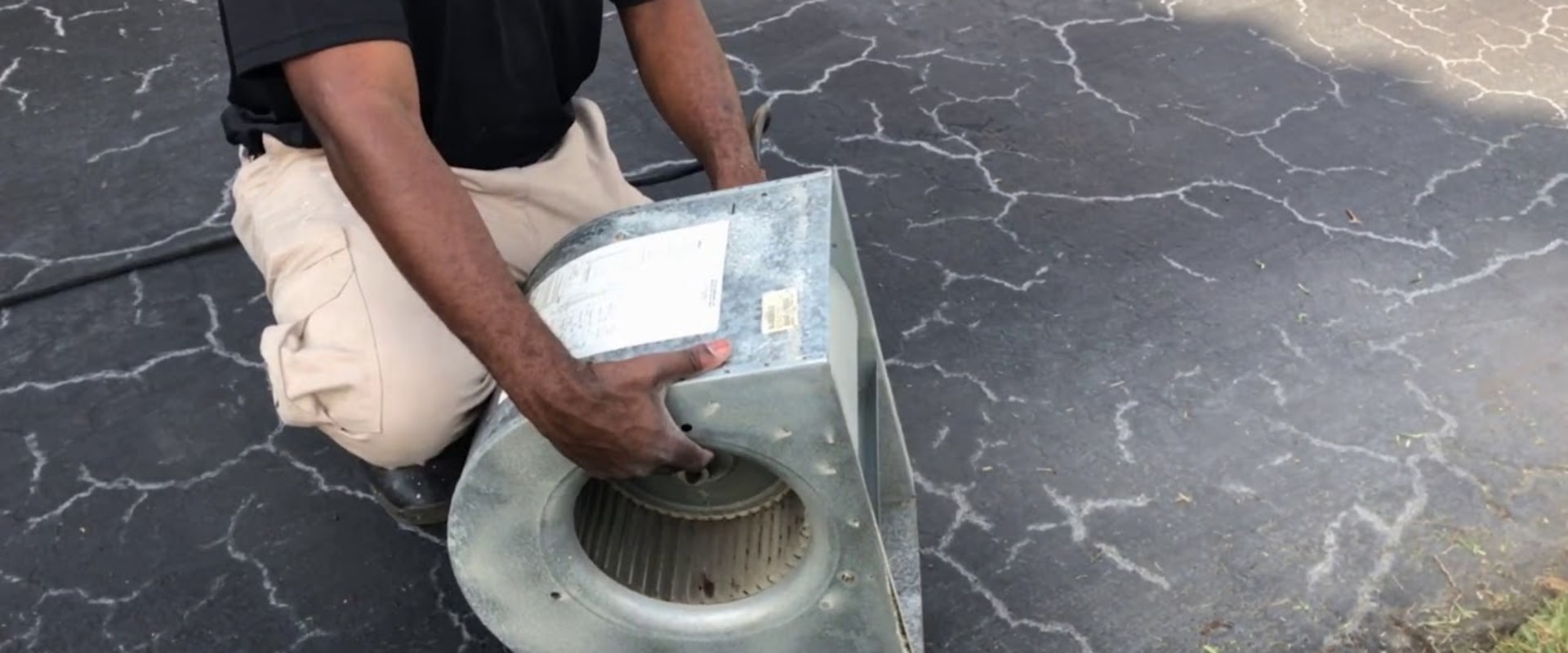 Air Duct Sealing Services in Miami-Dade County FL: What Materials to Avoid